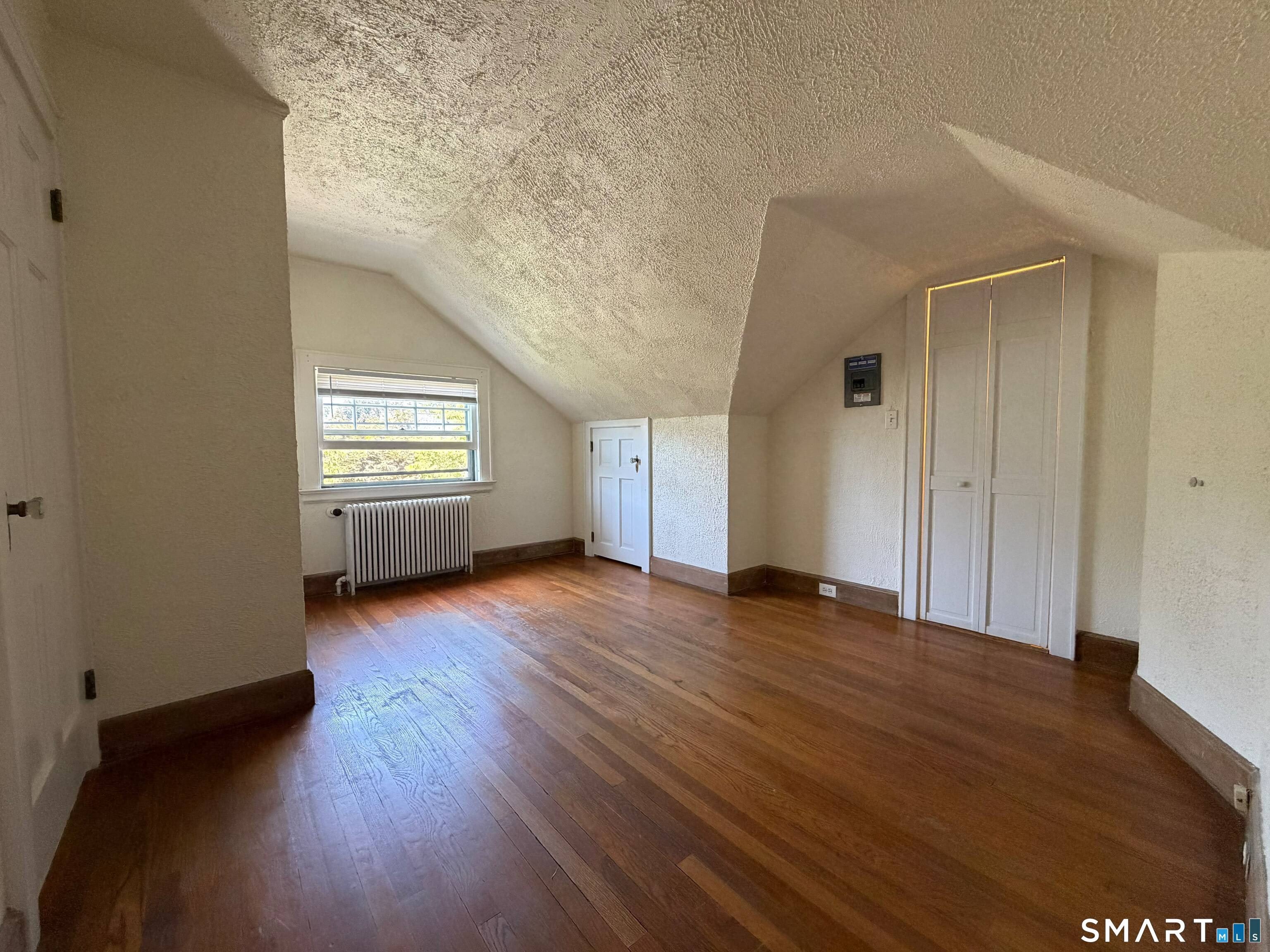 105 Crystal Street – photo 3