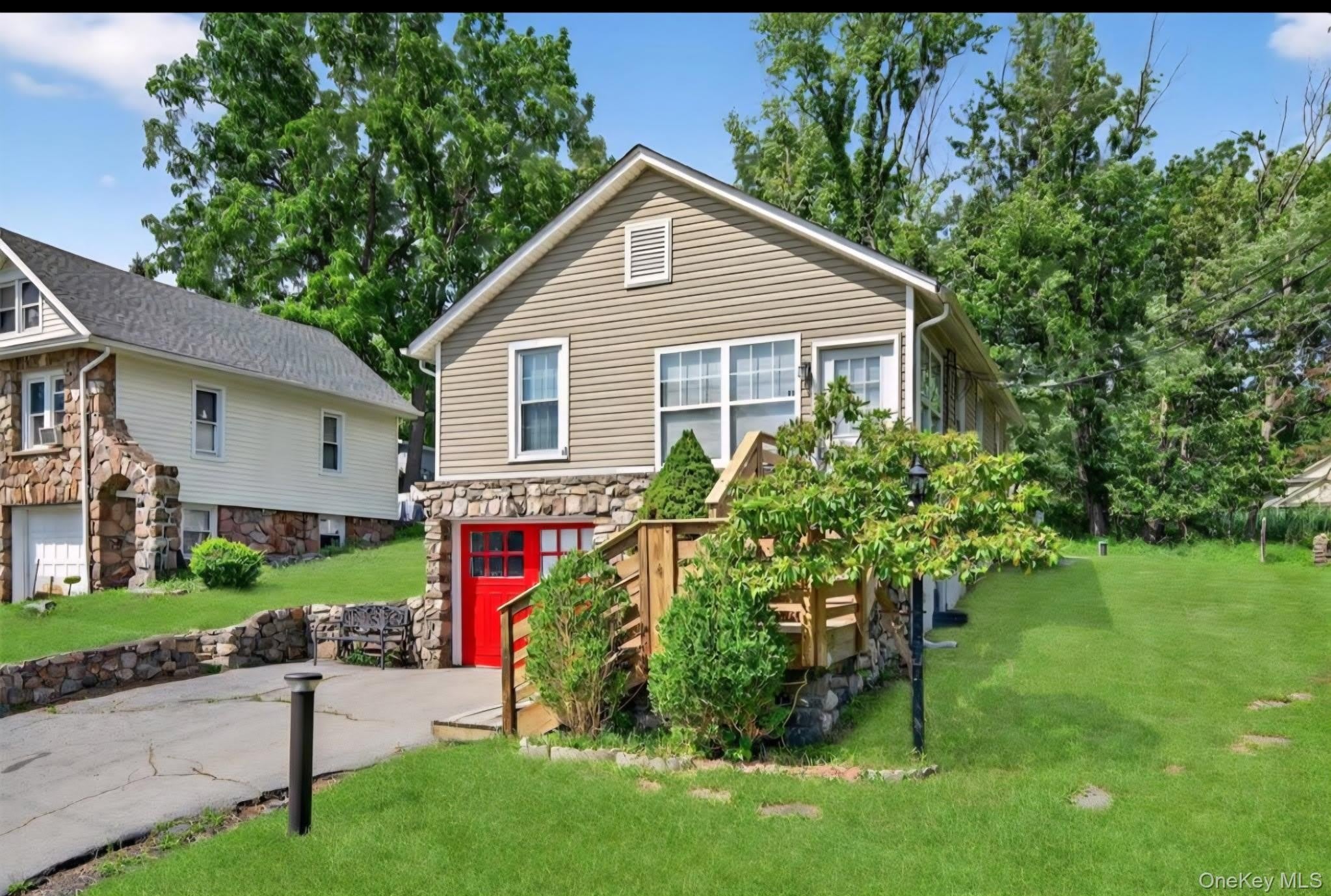 12 Lake Region Boulevard – photo 1