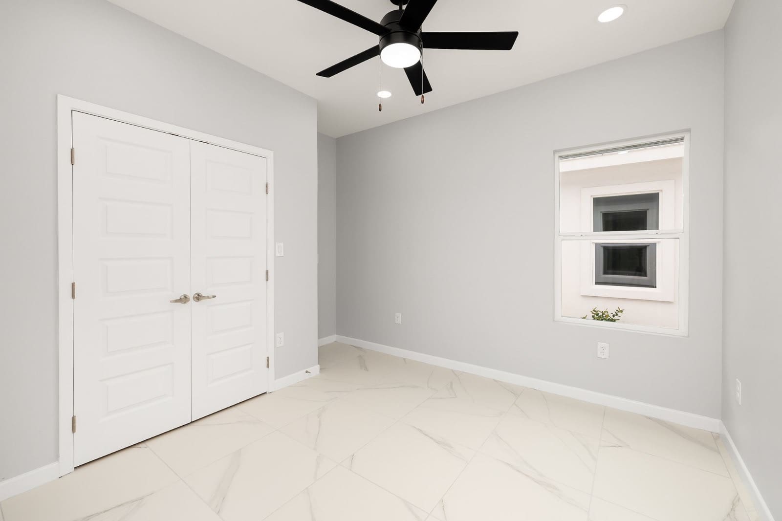 3515 S Dominique Dr – photo 3