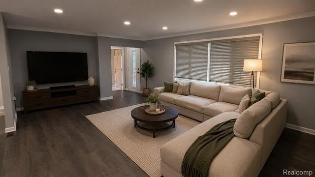 6729 Norton Drive – photo 2