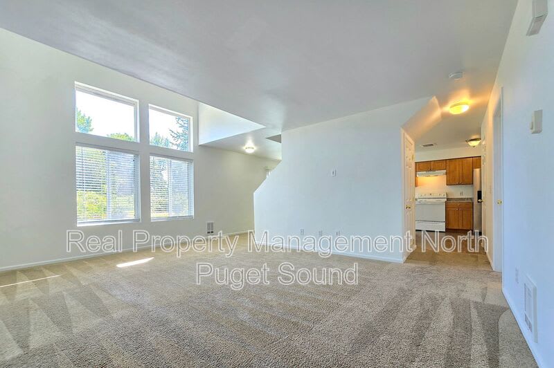 1205 Frontier Cir. E – photo 2