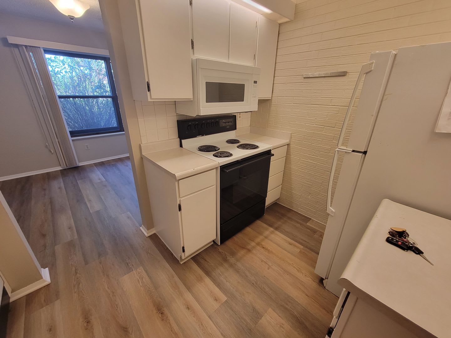 Sunny and Quiet Garden Level 3 bed, 2 bath condo in a convenient East Boulder neighborhood. – photo 3