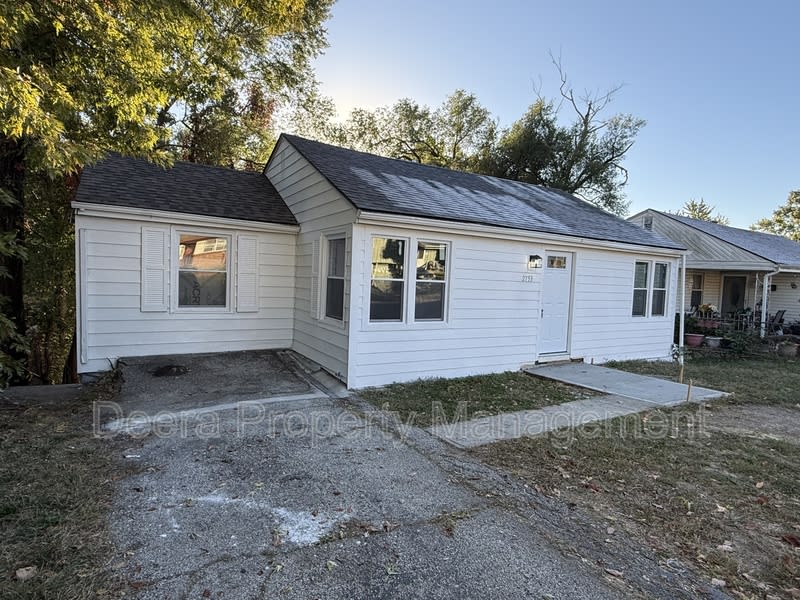 2753 North 34Th Street – photo 2