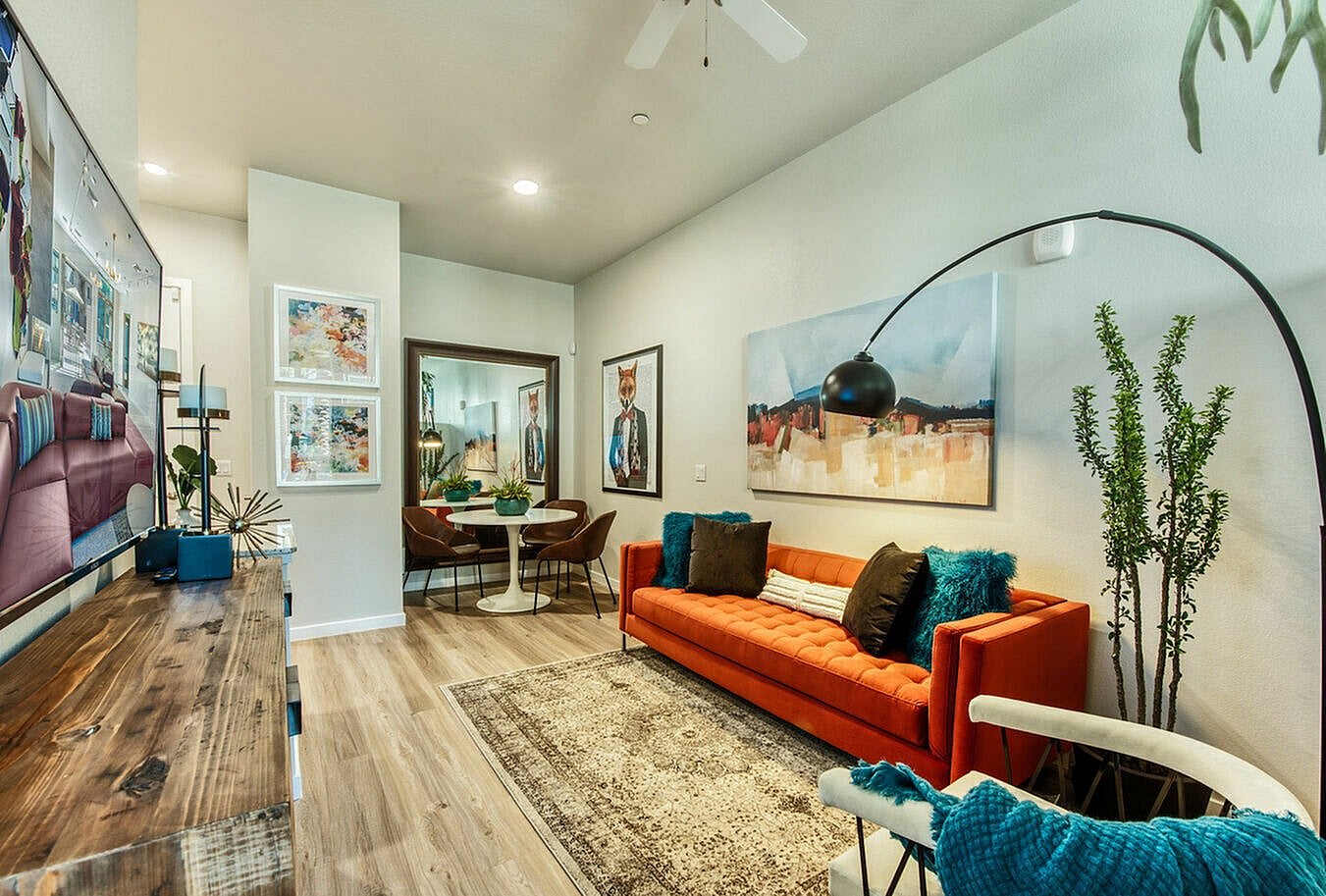 Metro 101 Apartments – photo 4