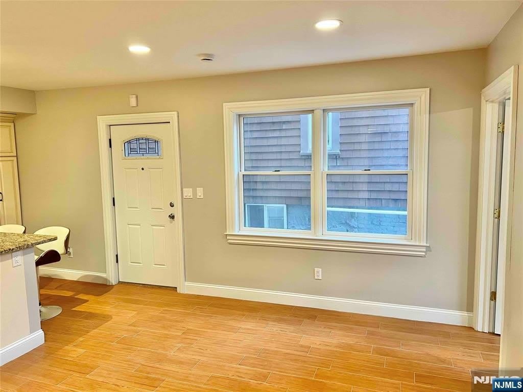 284 John Street – photo 4