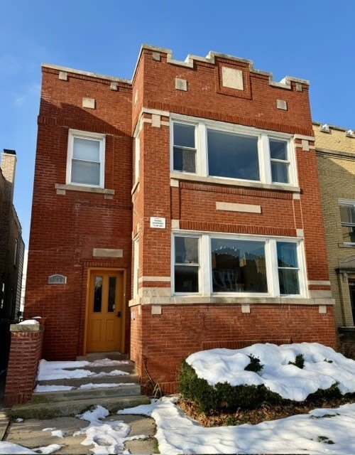 6030 N Claremont Avenue – photo 1