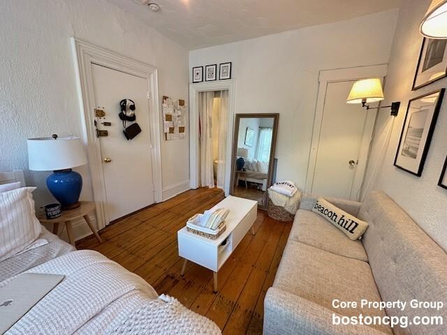19 South Russell – photo 3