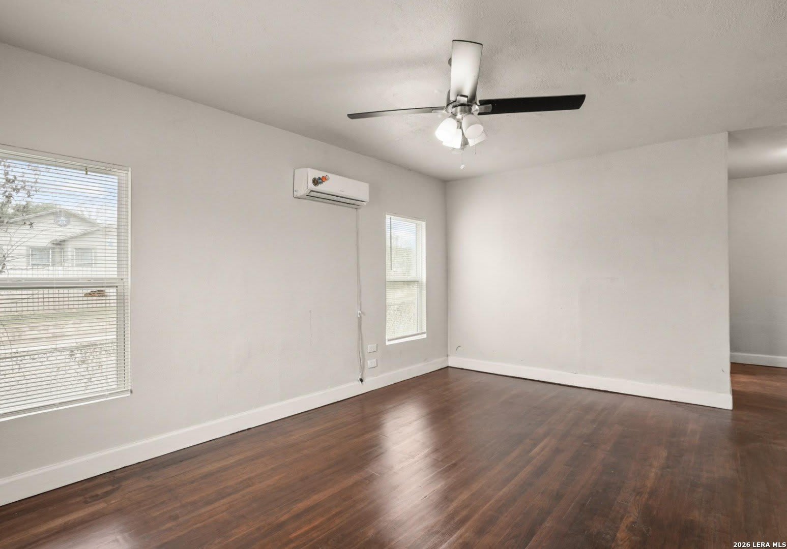 2303 Burnet – photo 2