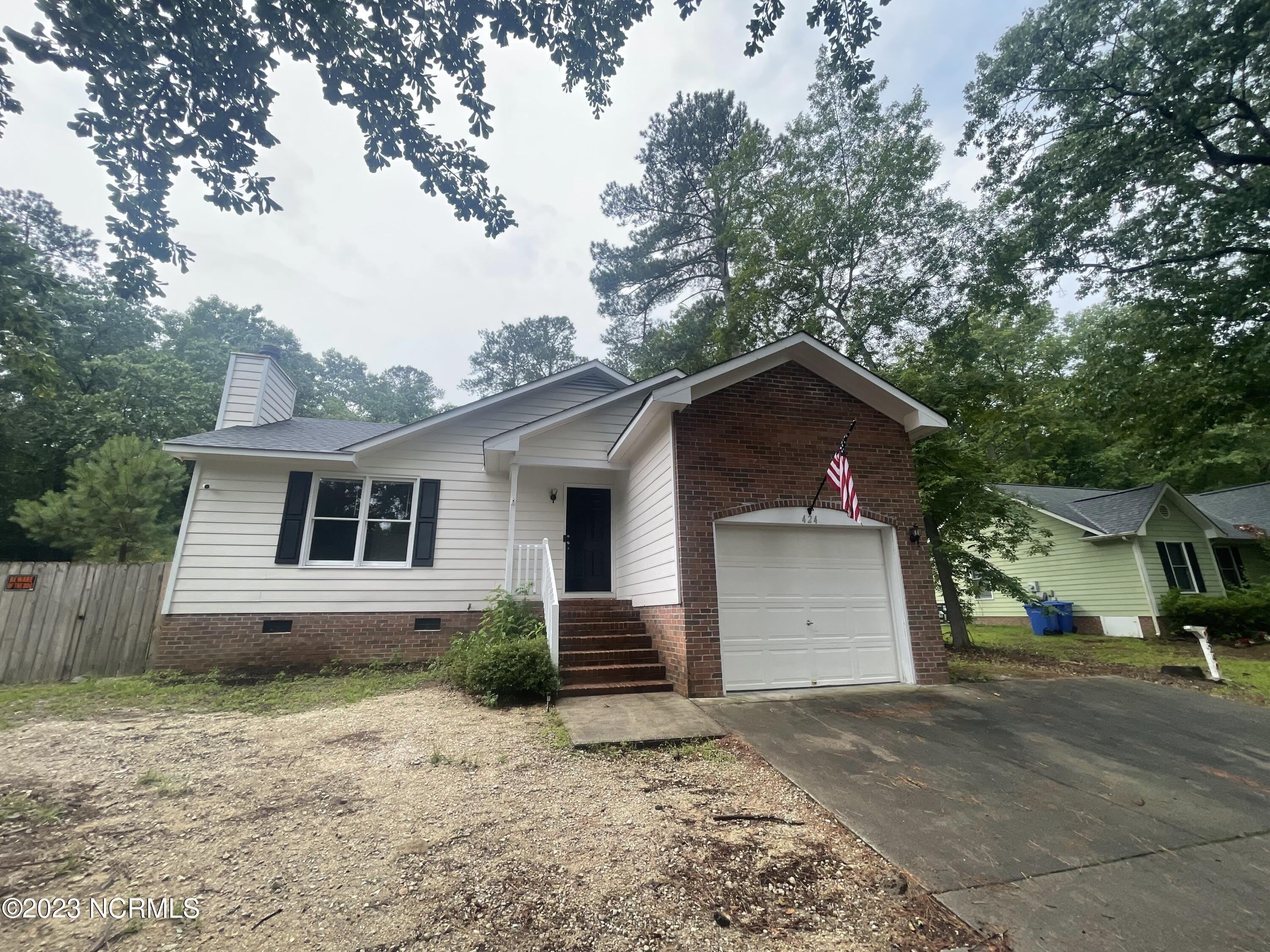 424 Randolph Avenue – photo 1