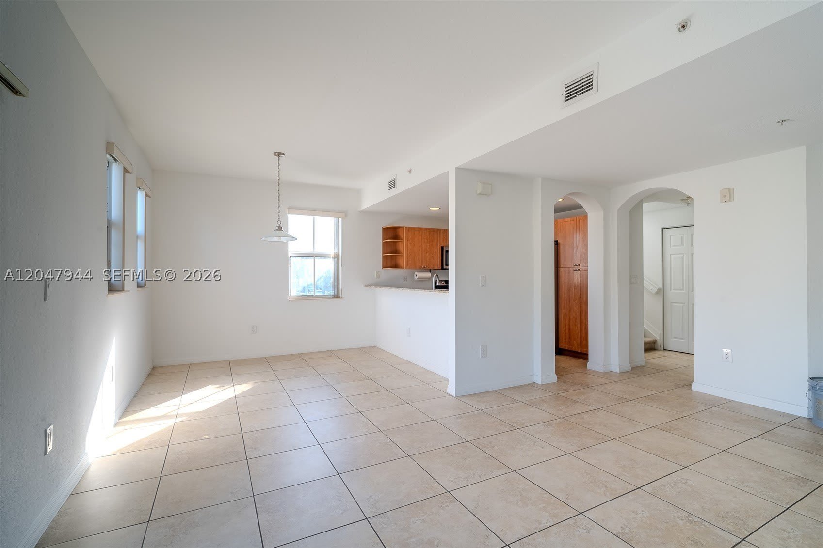 10855 NW 88th Ter – photo 2