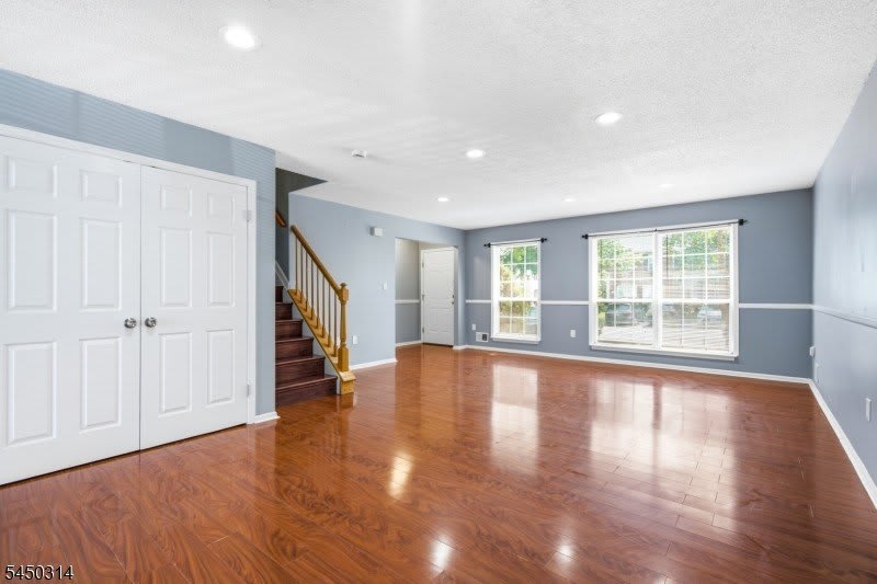 9 Balboa Ln – photo 4