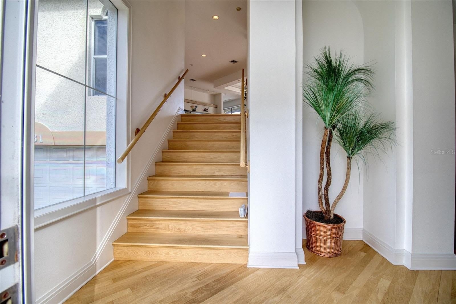 131 SANDS POINT DRIVE – photo 2