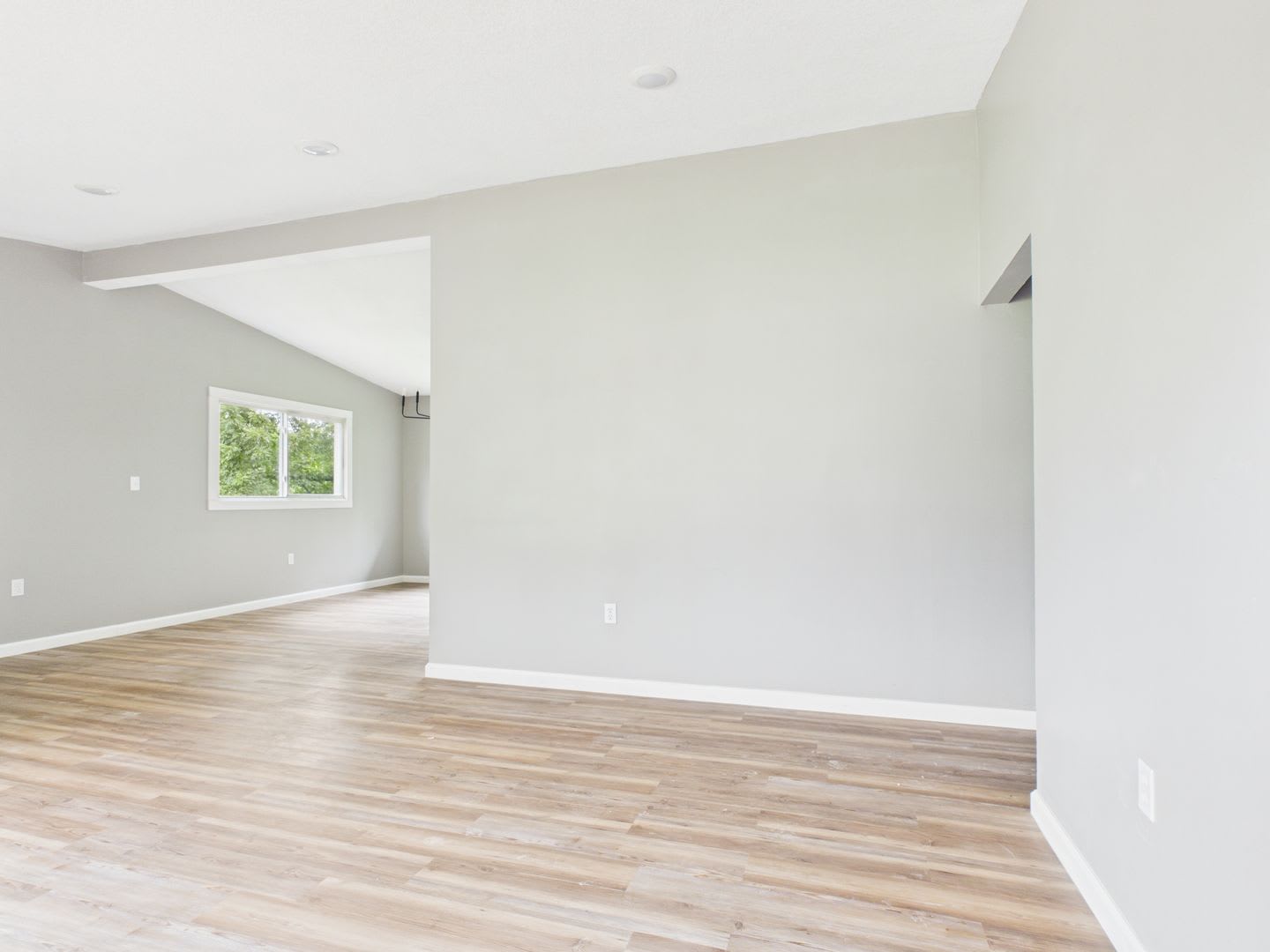 808 E Clark St – photo 2