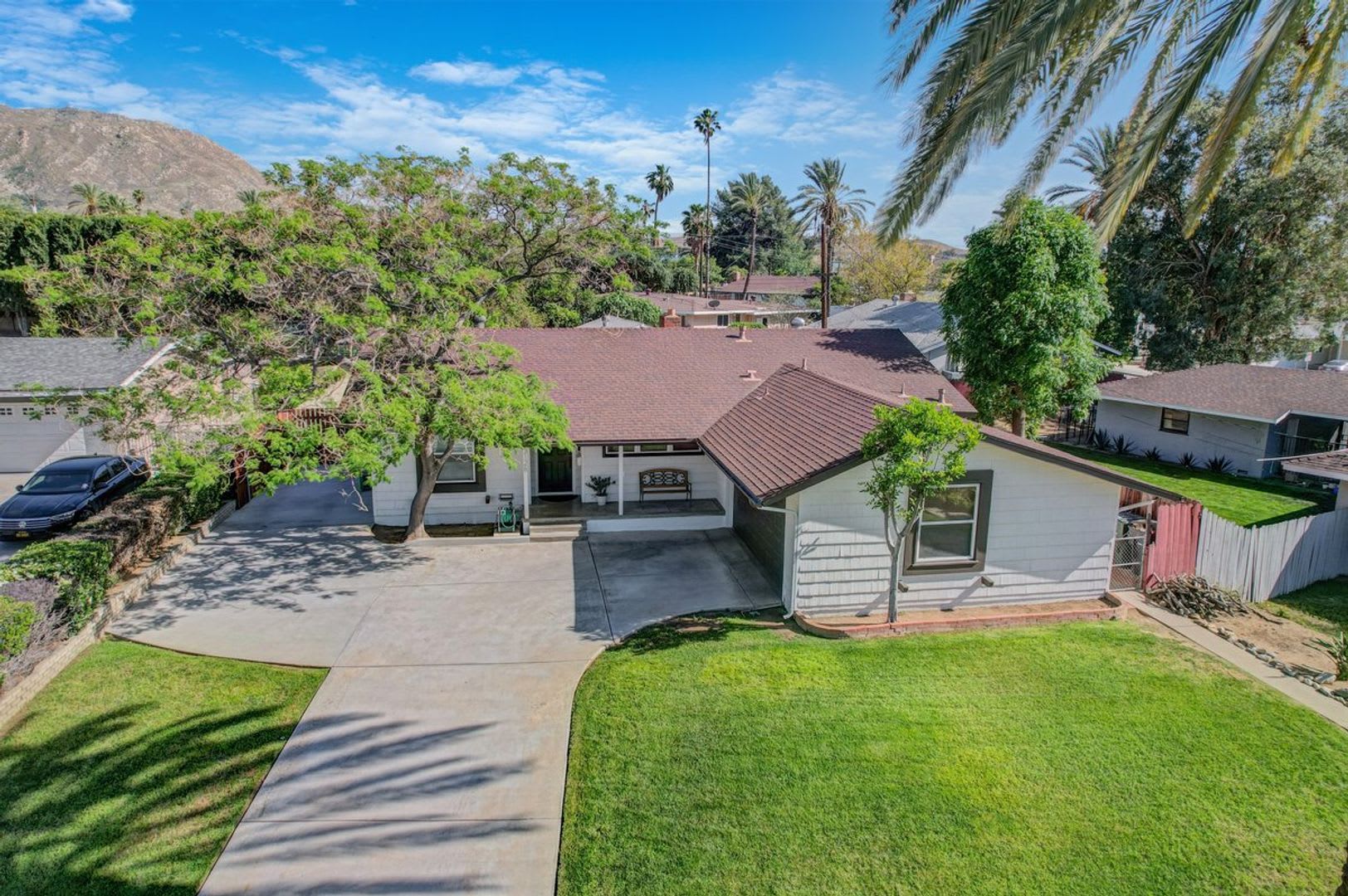 House for Rent- 4 bedrooms 2 baths, within walking distance of UC Riverside – photo 1