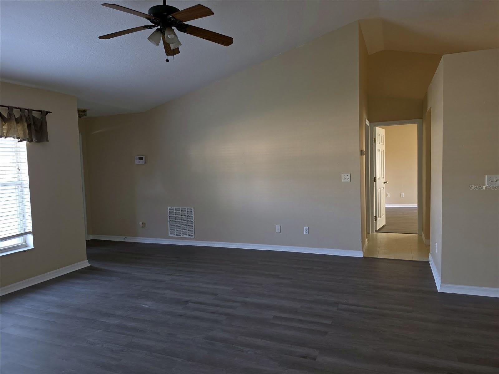 1750 NE 40TH Street – photo 4
