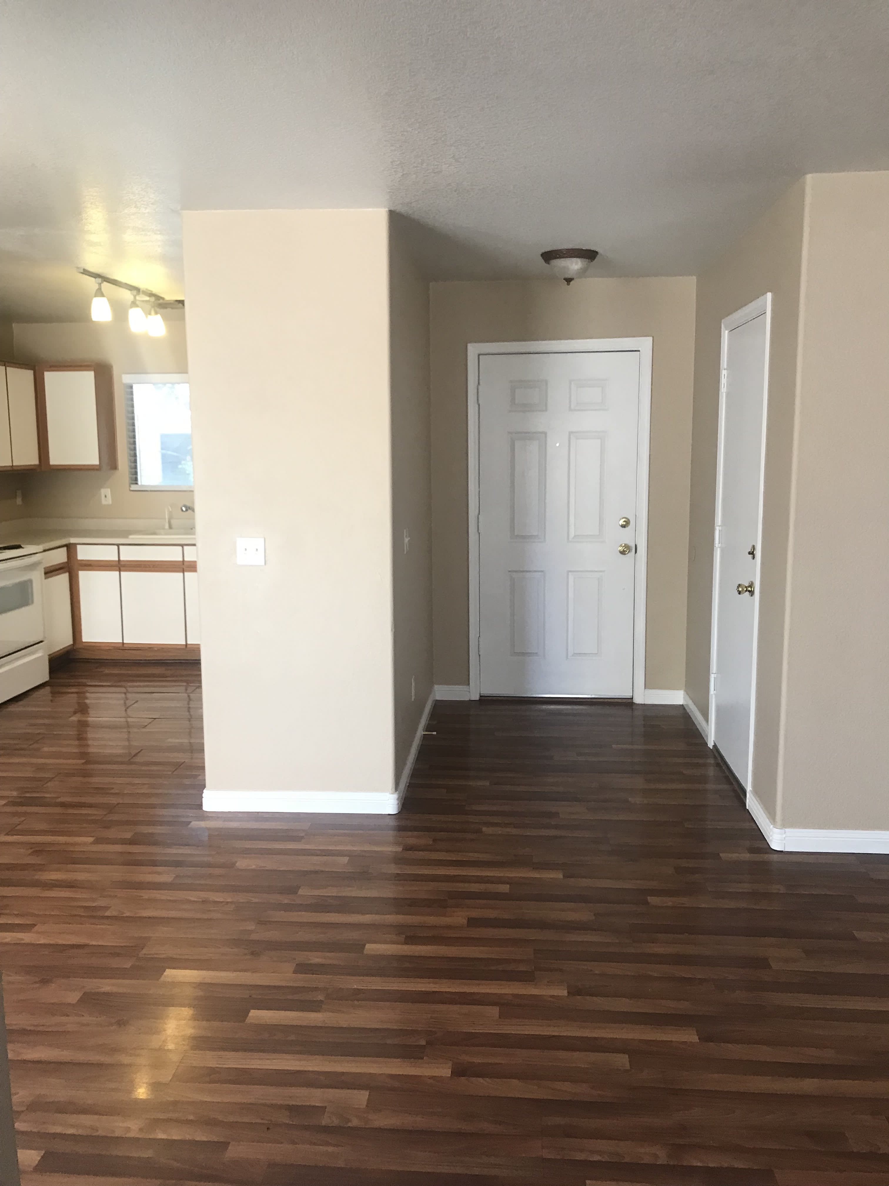 3924 S Nebraska St – photo 2