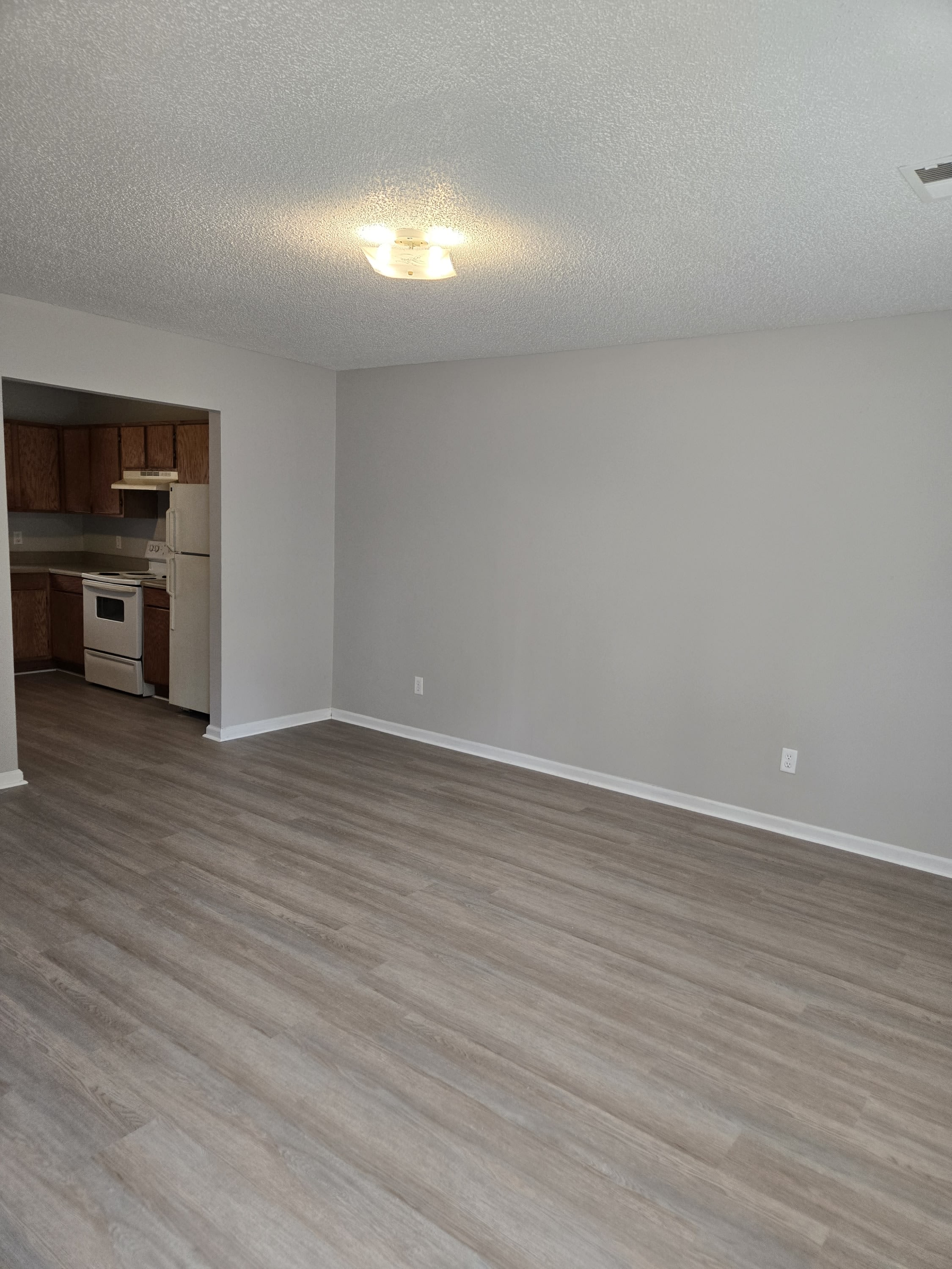 812 Royal St Unit B – photo 2