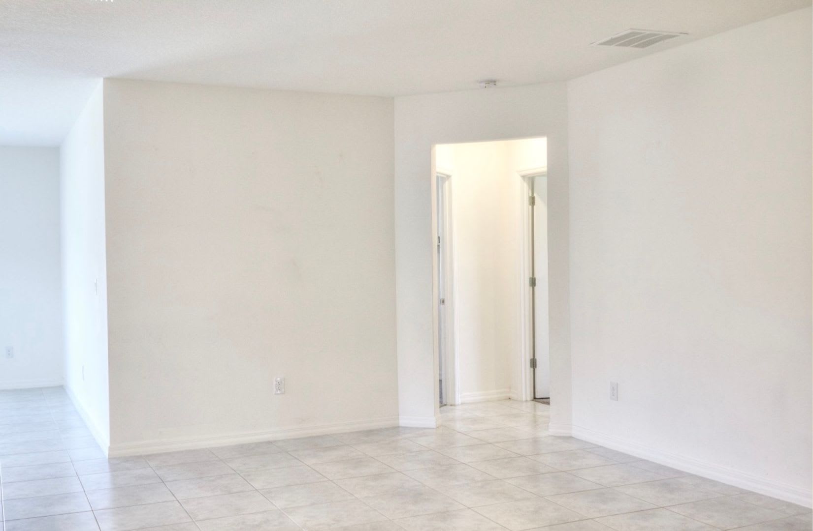 Beautiful 4 Bedroom 2 Bath Home In Vero Lake Estates A True Gem – photo 3