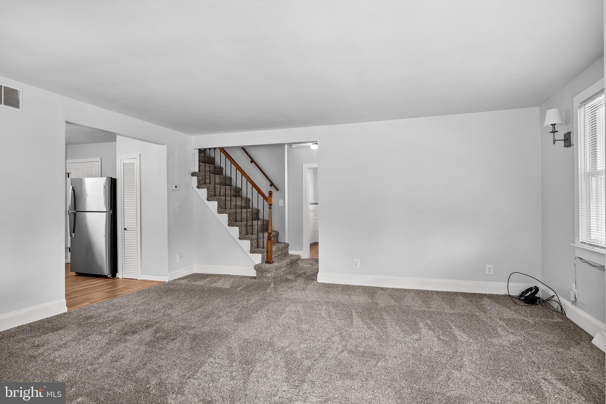 505 HAZEL Avenue – photo 5