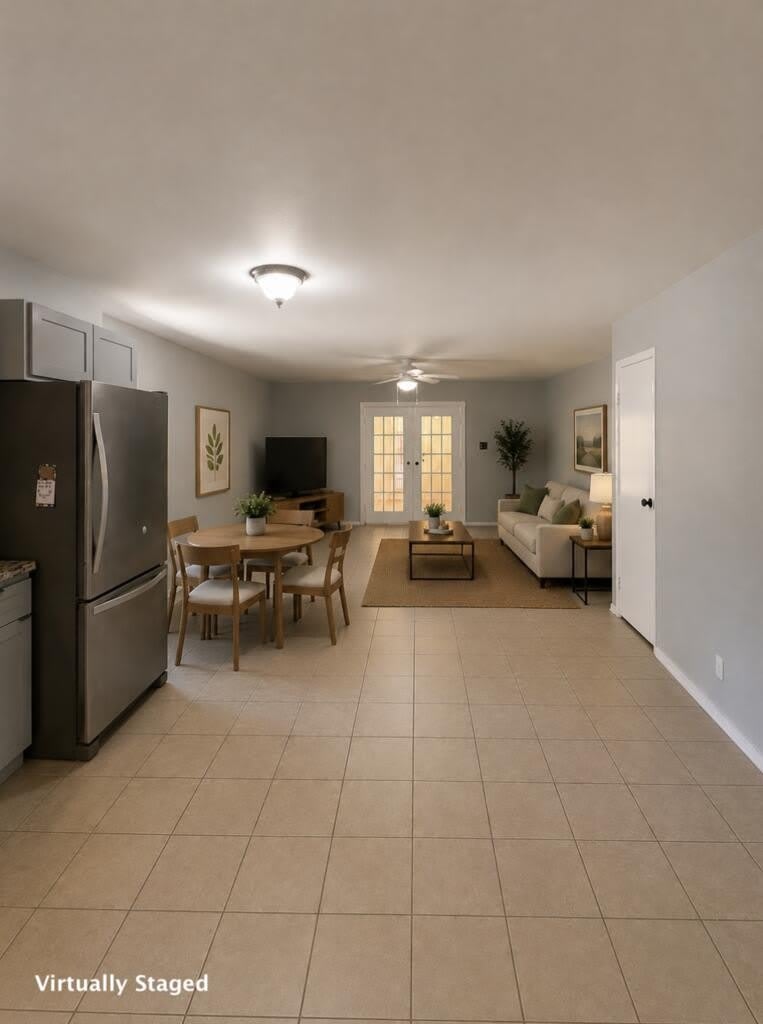 715 CONTINENTAL DR. – photo 4