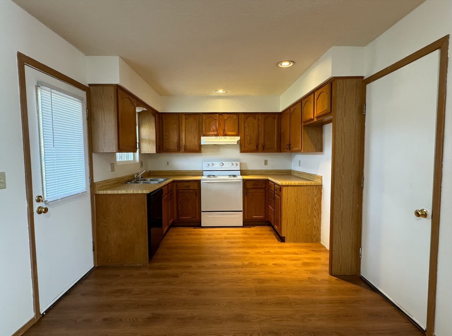 2 Bed – photo 4
