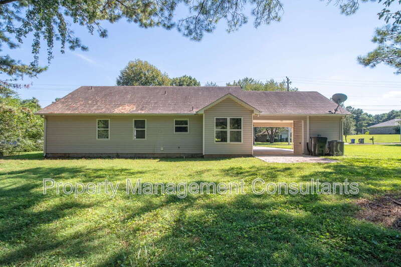 107 Ann Bradley Dr – photo 4