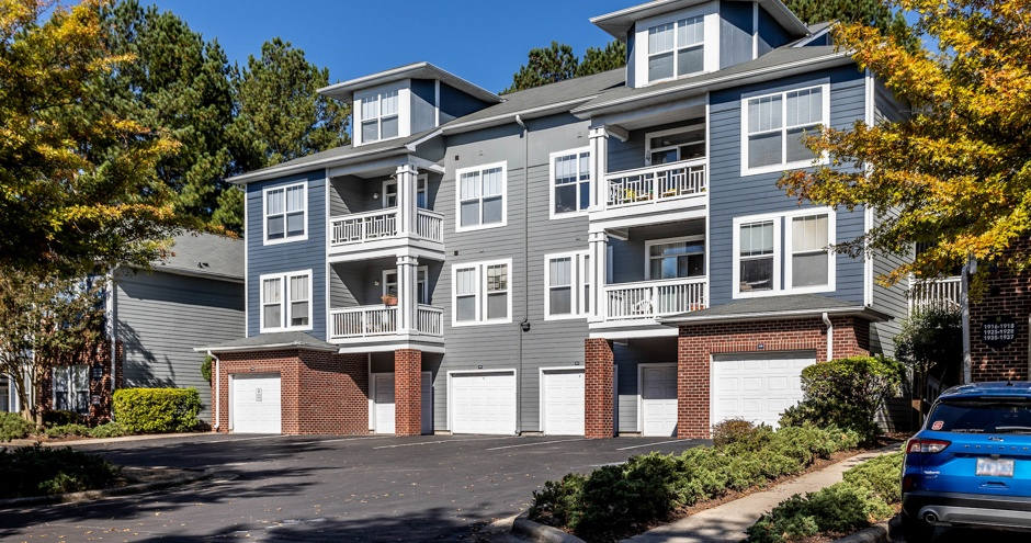 High House at Cary Apartments – photo 3