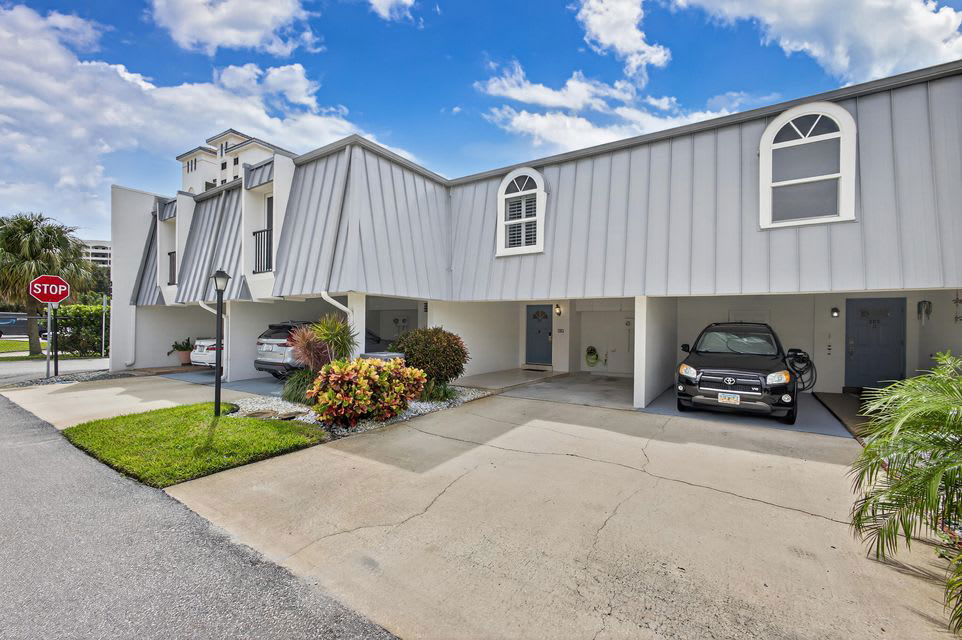 382 Golfview Road – photo 1
