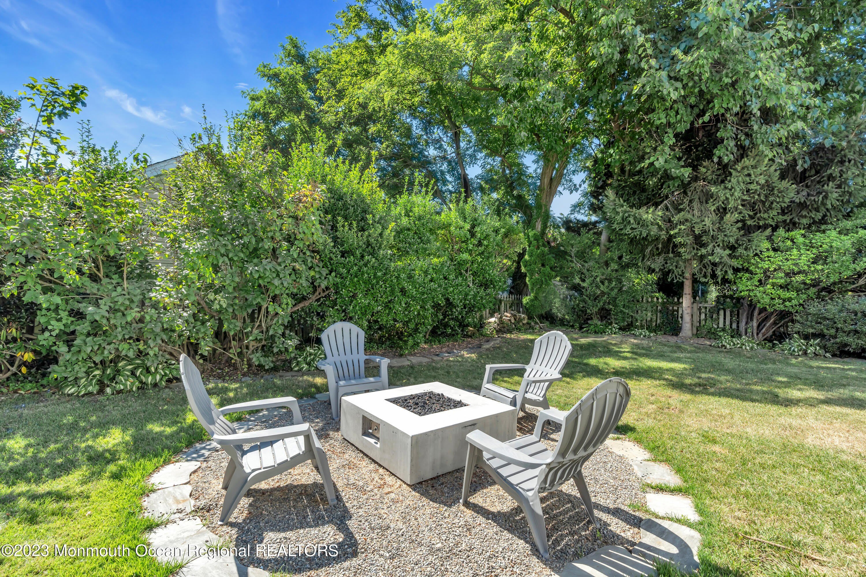 608 Brielle Avenue – photo 2