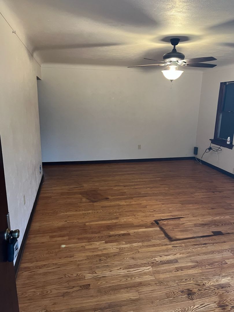 Beautiful Move In Ready House – photo 3