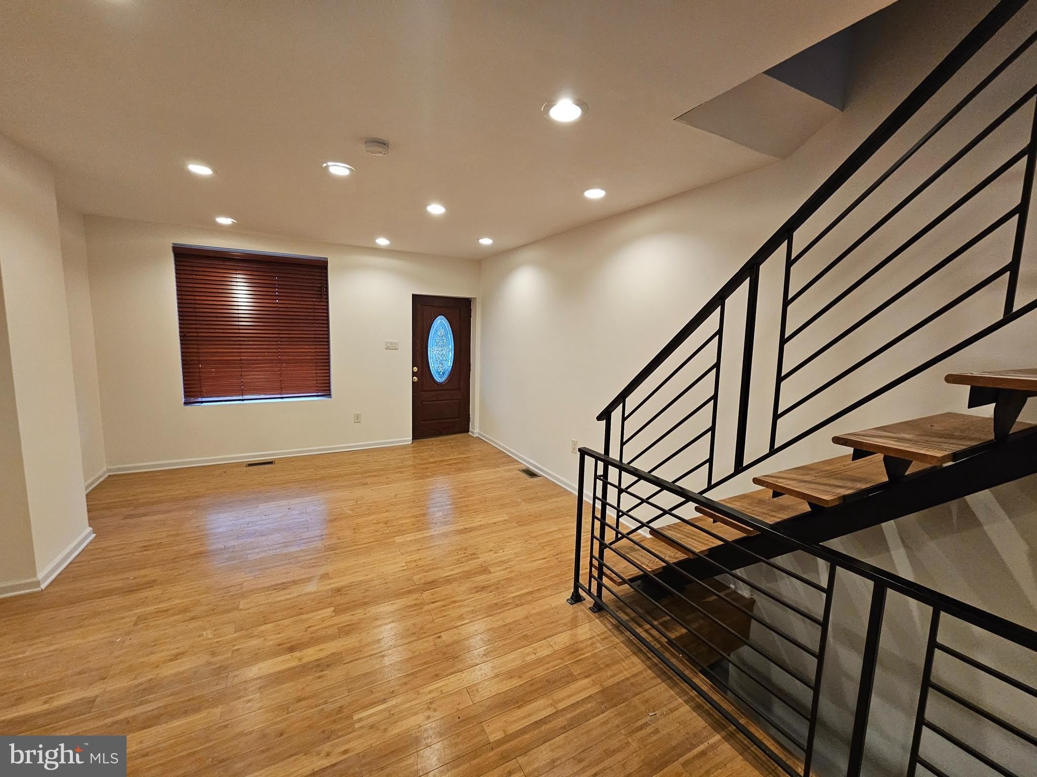 3025 REDNER Street S – photo 2