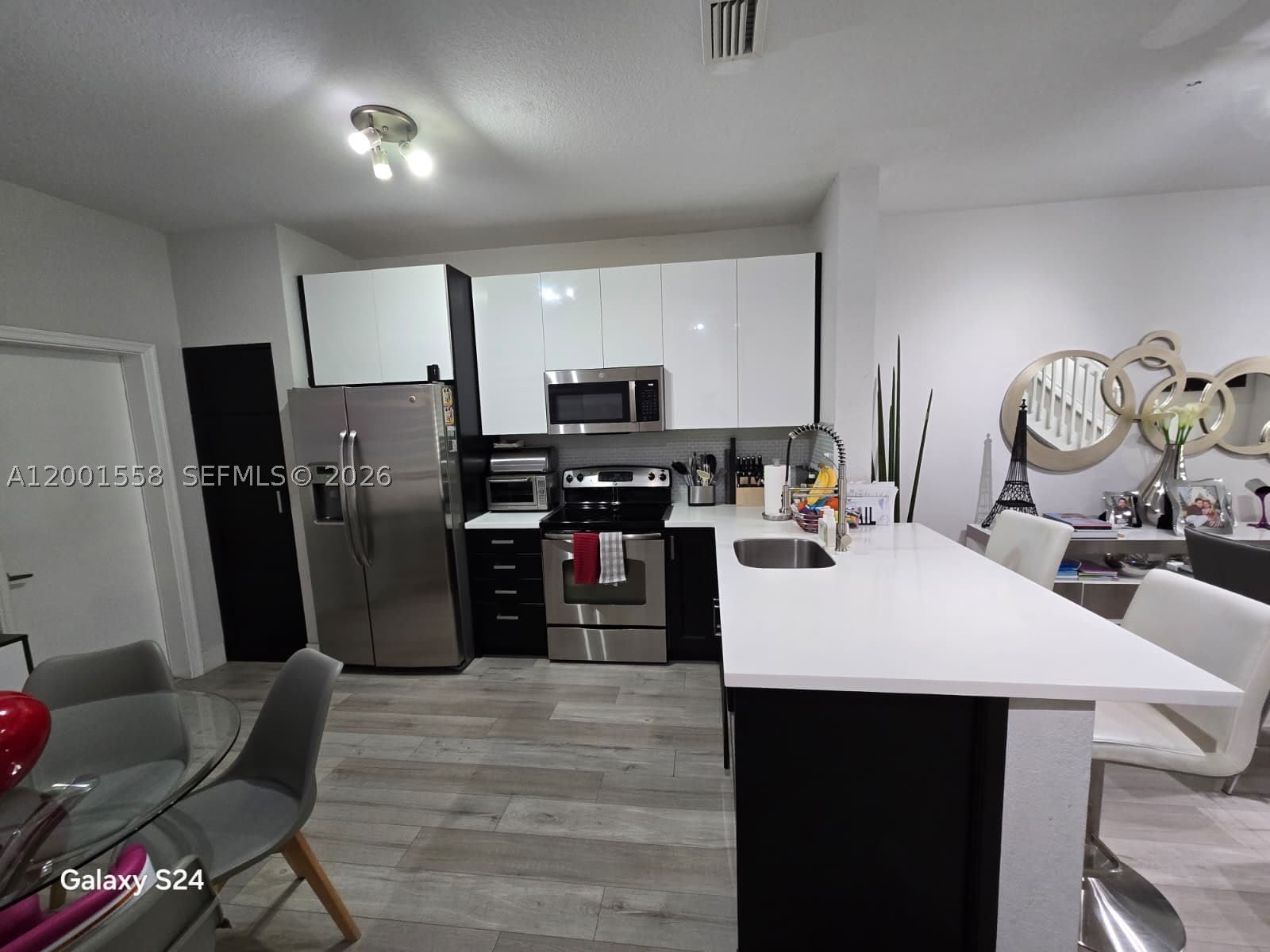 2190 Hacienda Ter – photo 4