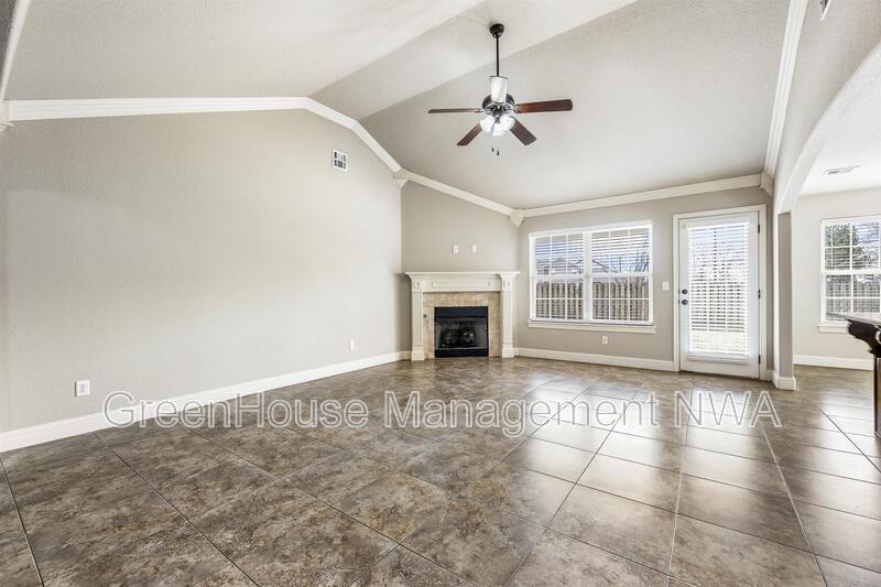 2907 SW Tanglewood Ave – photo 3