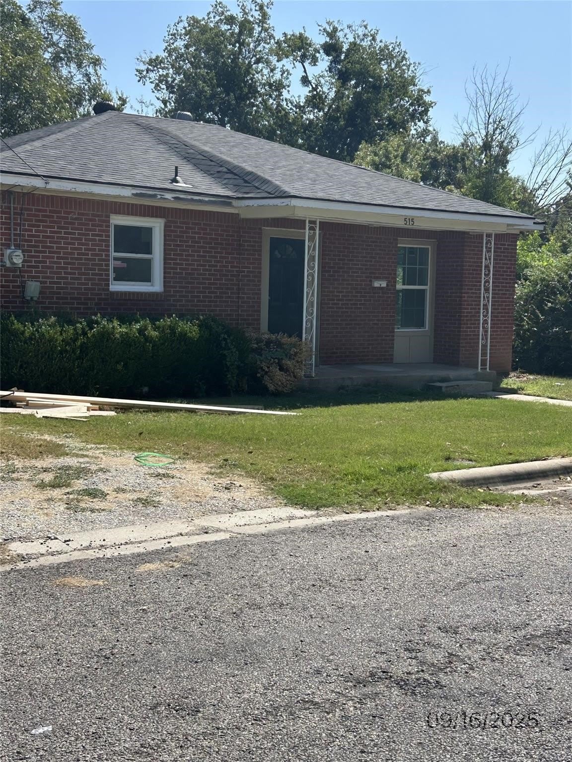515 N Donna – photo 1