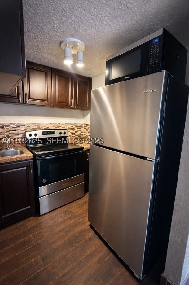 14405 NE 5th Ave – photo 4