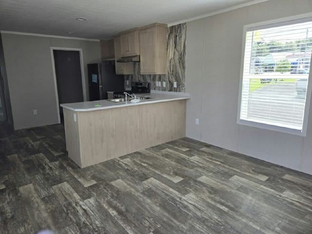 1086 Birch St – photo 4