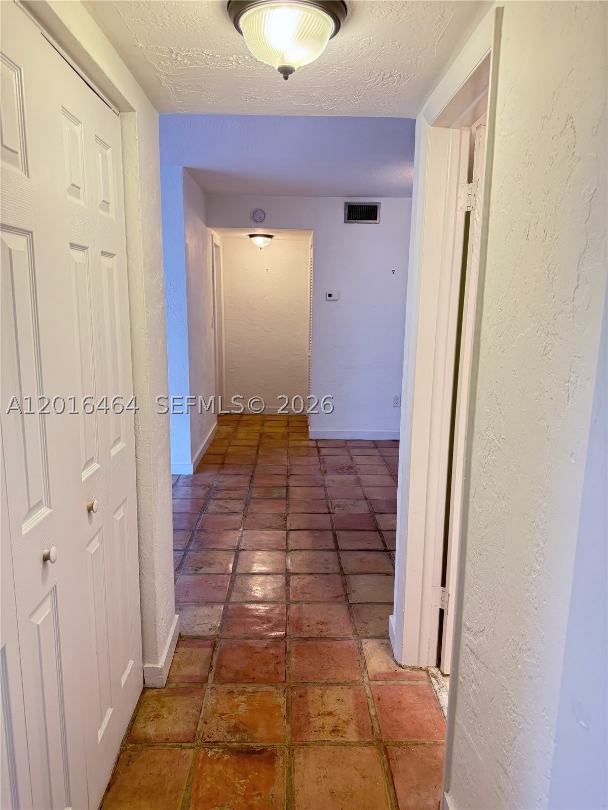 1205 Mariposa Ave – photo 5