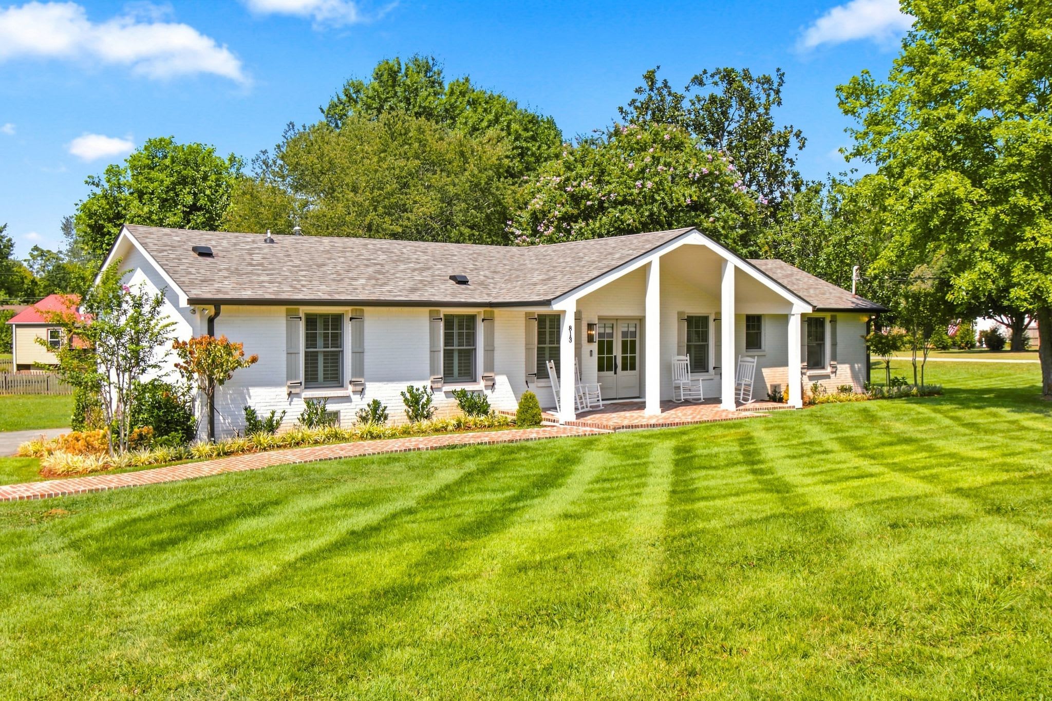 813 Edwards Drive – photo 2