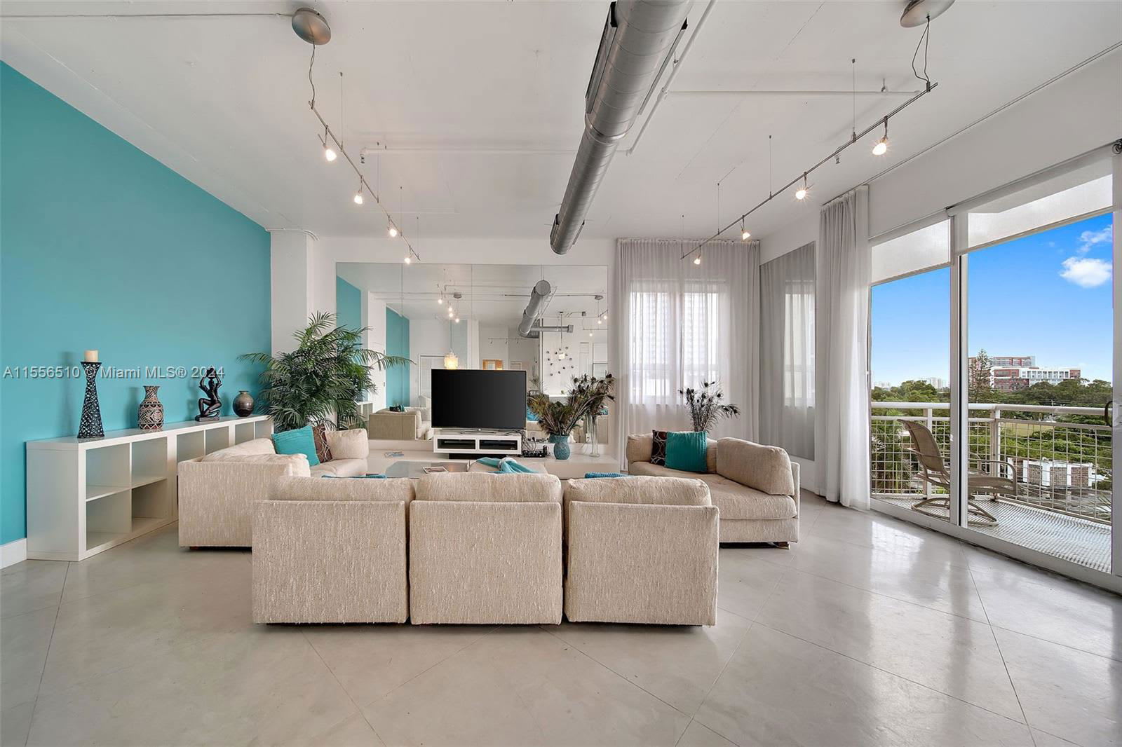 2001 Biscayne Boulevard – photo 5