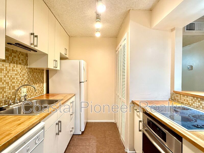 5502 Pokeweed Ct – photo 2