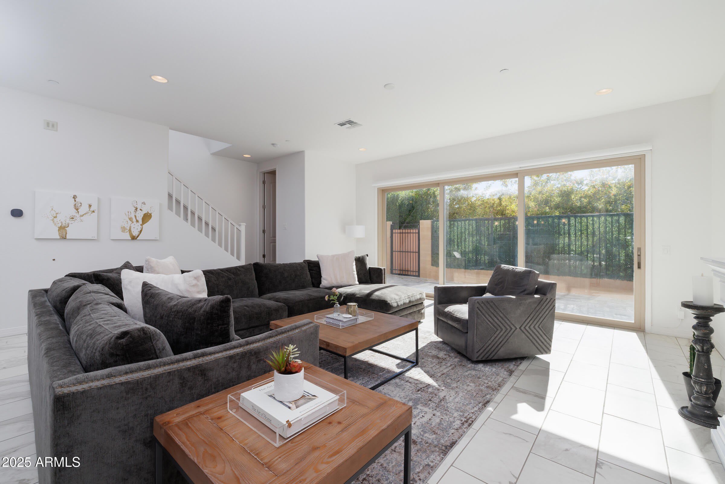 7349 E VISTA BONITA Drive – photo 3