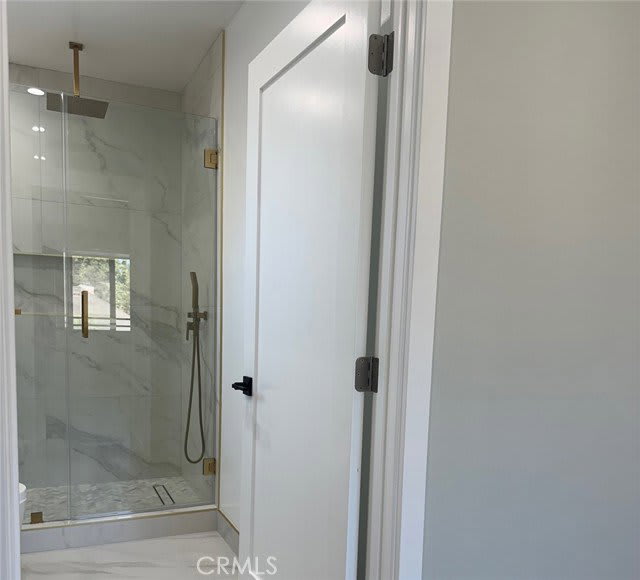 11333 1/2 Delano Street – photo 4
