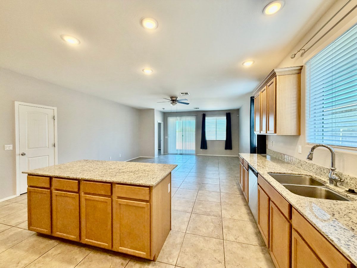 13484 W Range Mule Dr – photo 5