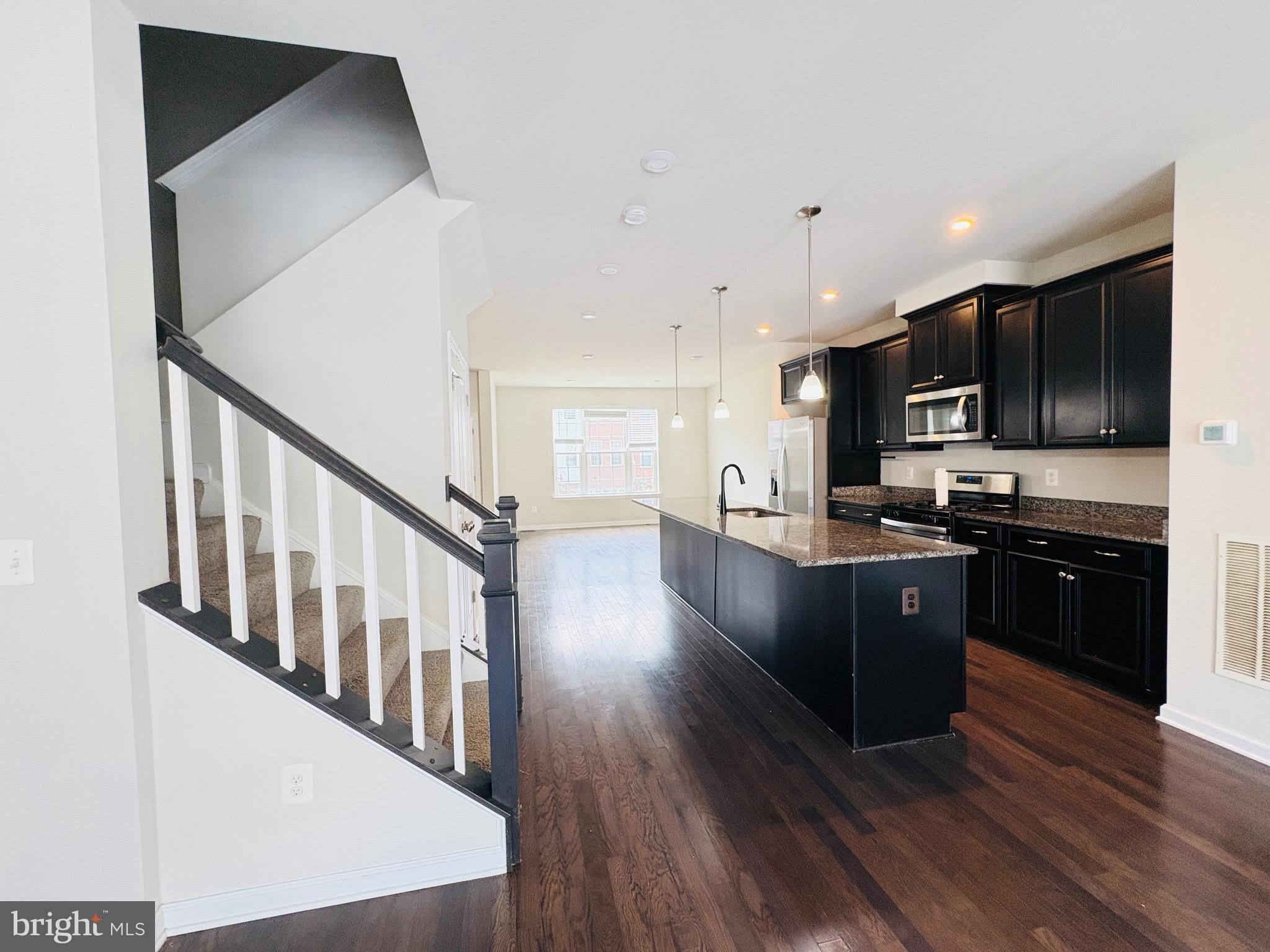 11032 BLACKBURN COVE Lane – photo 4