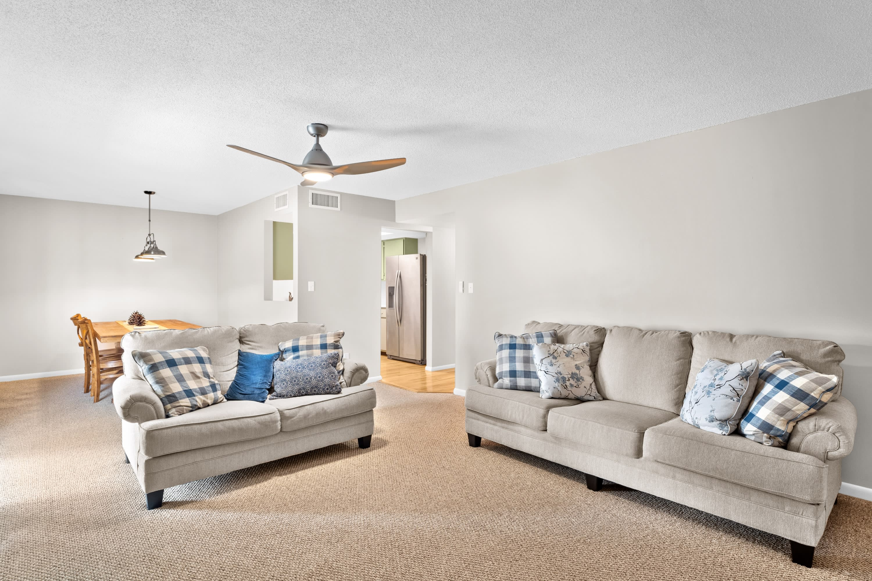 543 Fairways Dr Unit B – photo 3