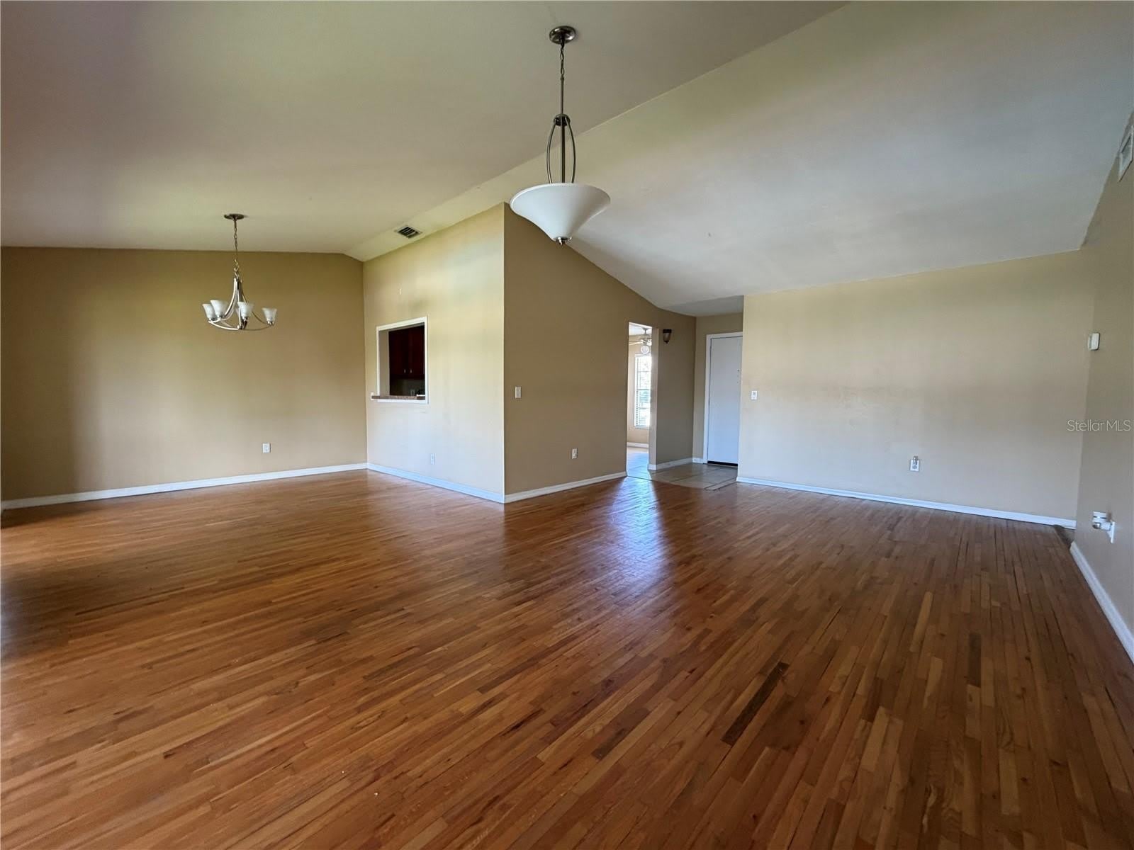 600 NORTHERN Way – photo 3