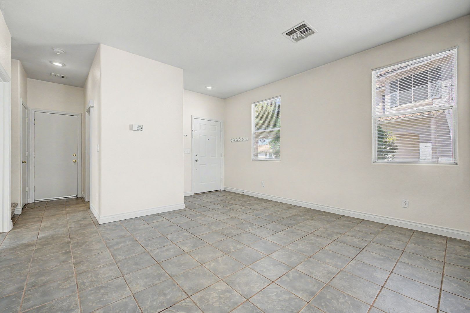 SUNRIDGE AT MACDONALD RANCH 4 BEDROOM – photo 3