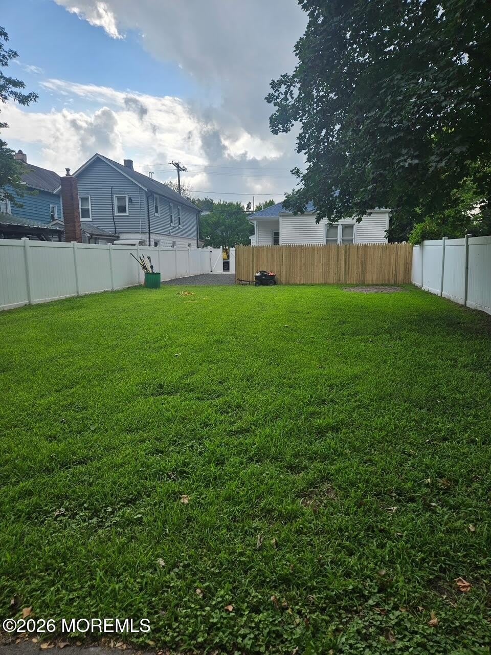 116 De Witt Avenue – photo 1