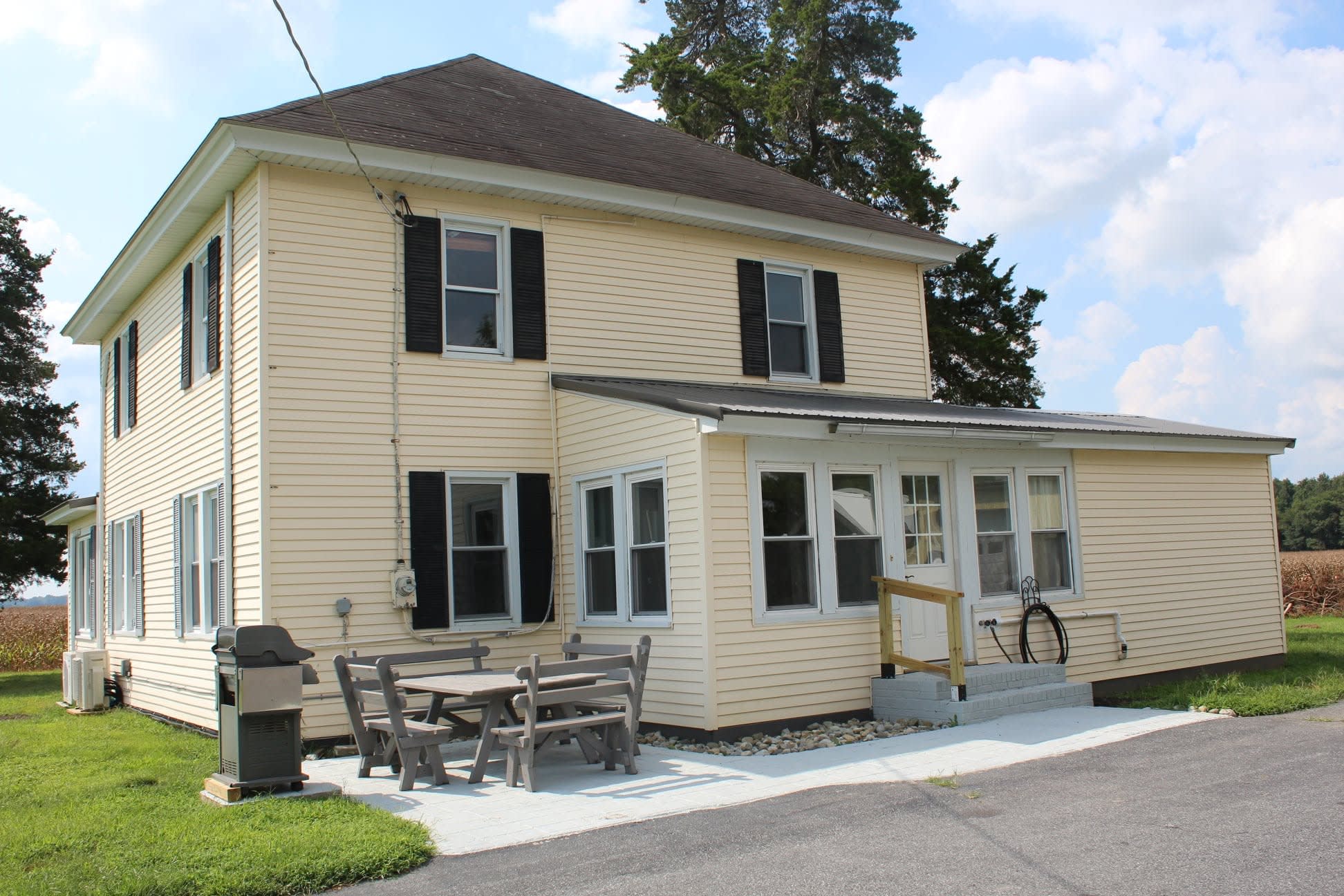 7446 Queponco Road – photo 1