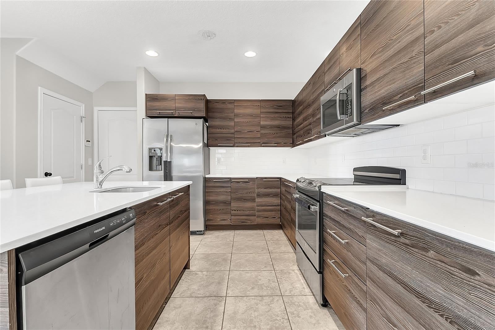 105 Kenny Boulevard – photo 2
